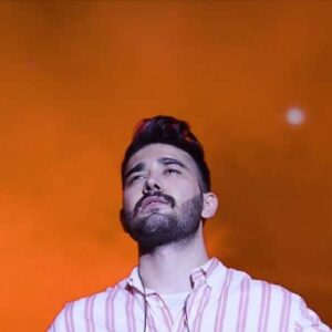 میریزه بهم انگار همه چی صورتت که میوفته یادم دانلود آهنگ + متن میریزه بهم انگار همه چی صورتت که میوفته یادم دانلود آهنگ + متن