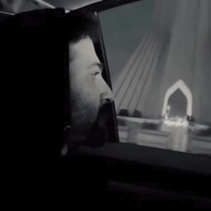با کل شهر هر شب اشکام سرازیره حمید هیراد دانلود آهنگ + متن