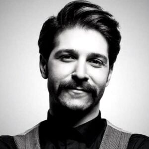 دانلود آهنگ گفتی که قلبت با منه اما یکی دیگه تورو داره حمید هیراد دانلود آهنگ گفتی که قلبت با منه اما یکی دیگه تورو داره حمید هیراد