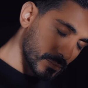 دانلود آهنگ هنوز انتخاب قلبمی بهترین اشتباه من کسری زاهدی