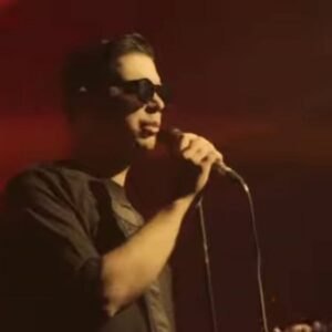 دانلود آهنگ واسه تو من کم نمیزارم که گلم رضا امیری دانلود آهنگ واسه تو من کم نمیزارم که گلم رضا امیری