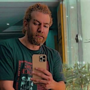 من قدم قدم کل این شهرو با تو چرخیدم یاسان دانلود آهنگ من قدم قدم کل این شهرو با تو چرخیدم یاسان دانلود آهنگ
