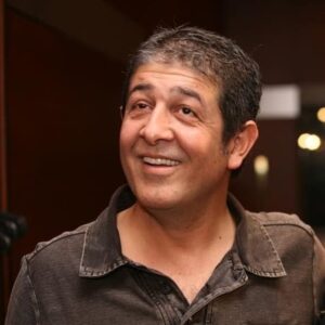دانلود آهنگ مورات عاشقم خسته ام دانلود آهنگ مورات عاشقم خسته ام