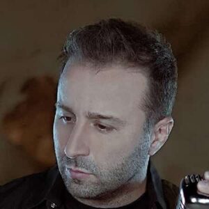 دانلود آهنگ دل به دل راهی نداشت بی تو چگونه سر کنم ندیم